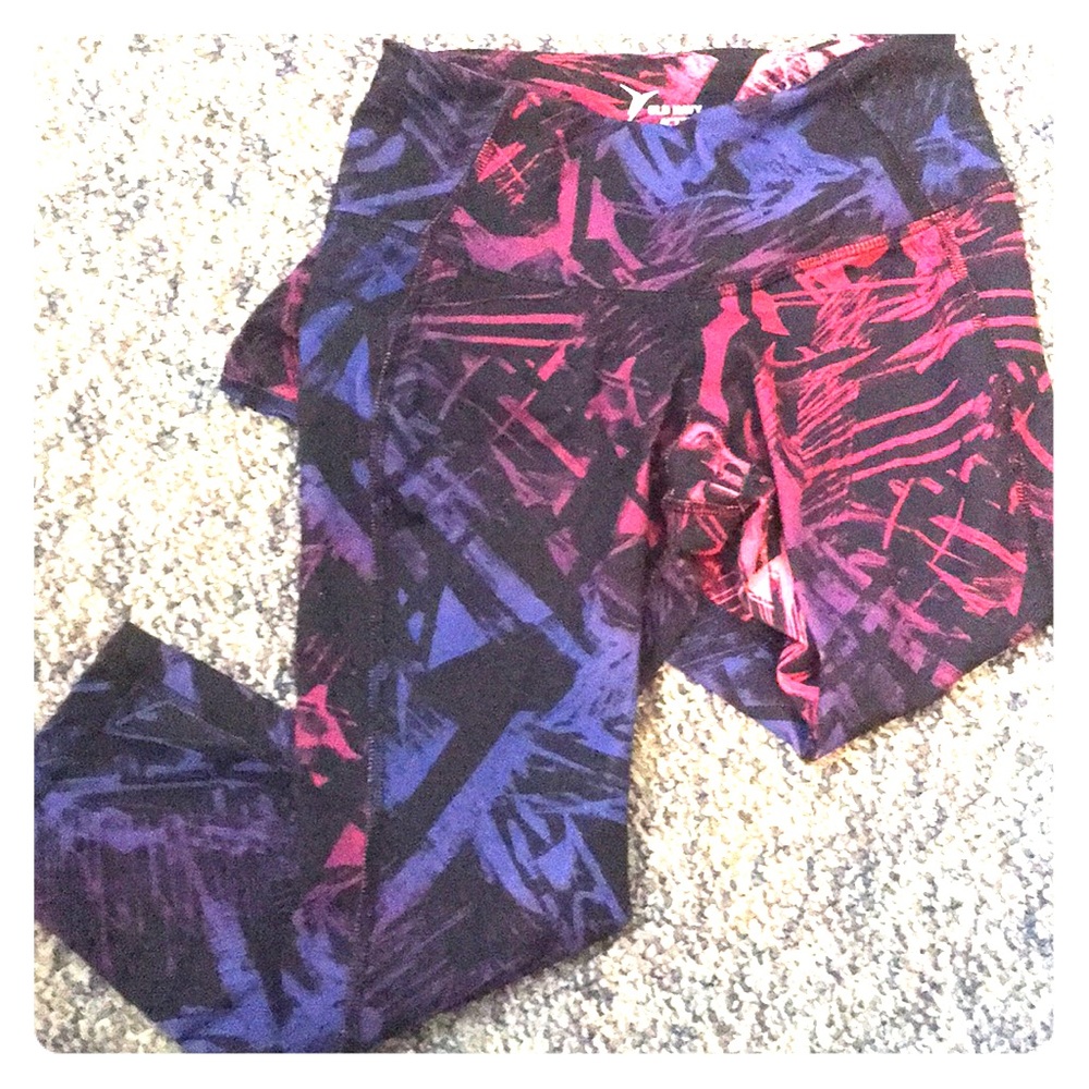 Old Navy Active Multi-colored Capri Leggings